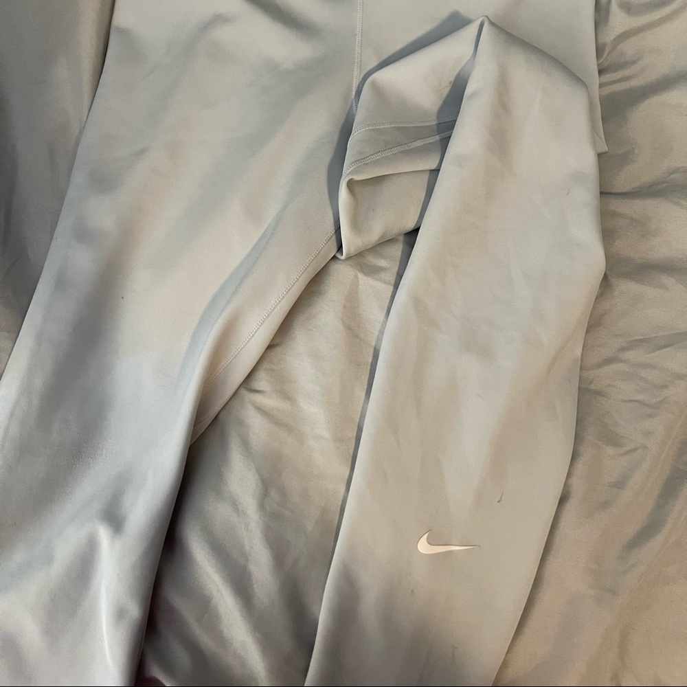 Nike leggings